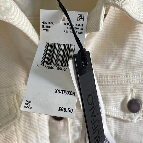 NWT BUFFALO David Bitton Cream Cotton Nicci Distressed Ripped Denim Jacket XS - Picture 5 of 14